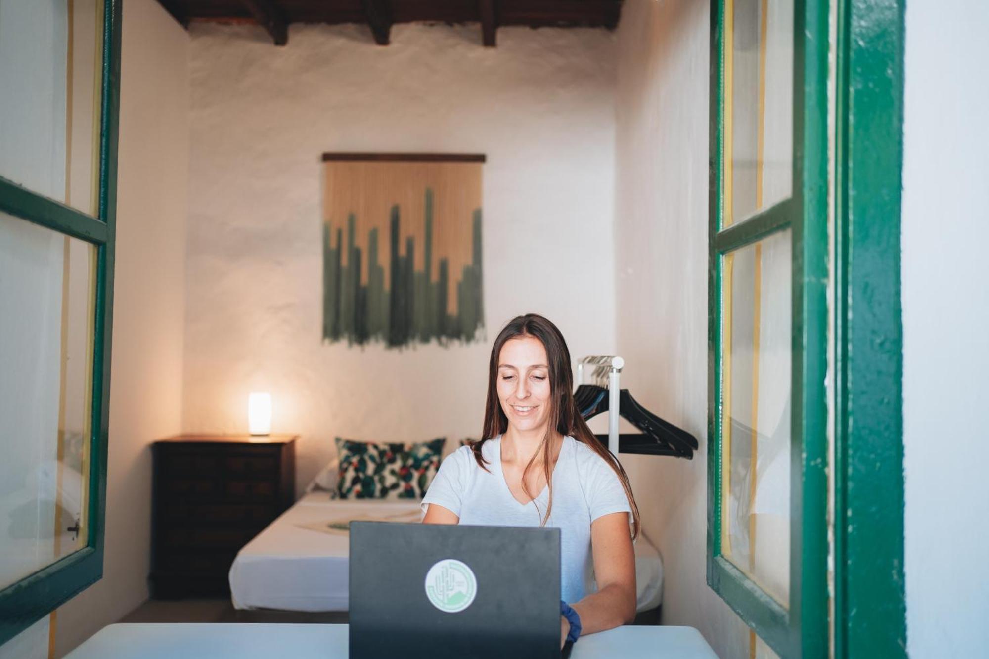 Hostal Colon San Sebastián de la Gomera Dış mekan fotoğraf